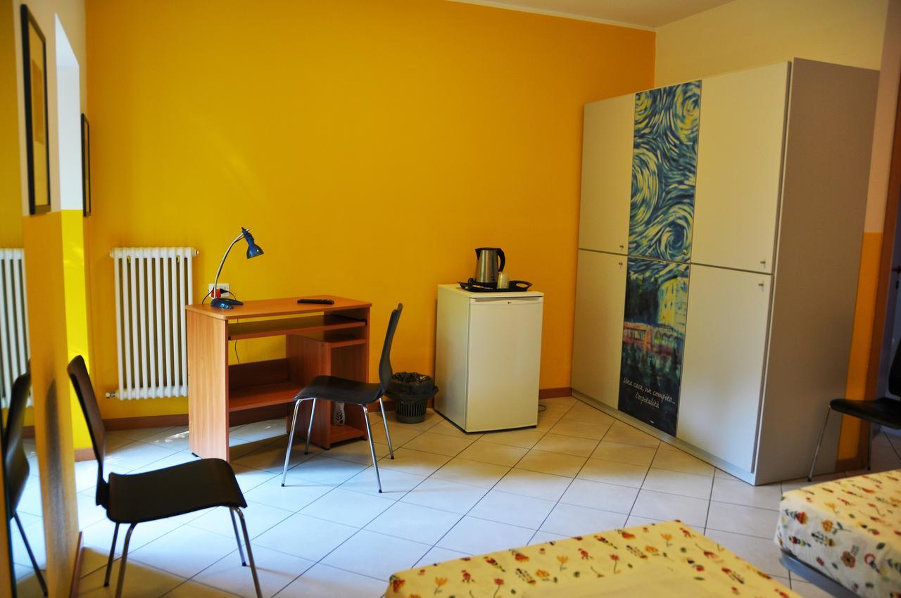 Ostello Residenza Molinatto Oggiono Exterior foto